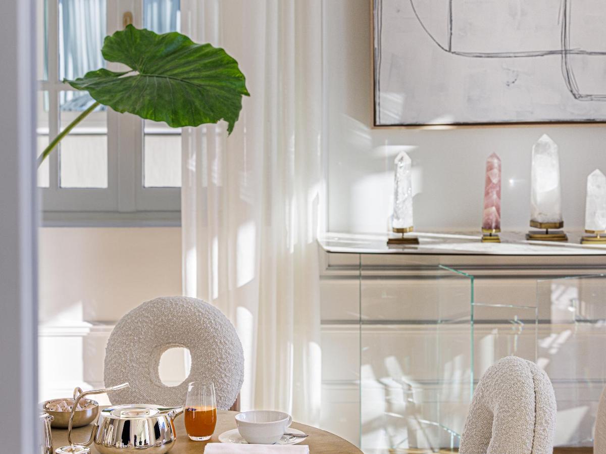 The Dolli at Acropolis, A Hotel to Live