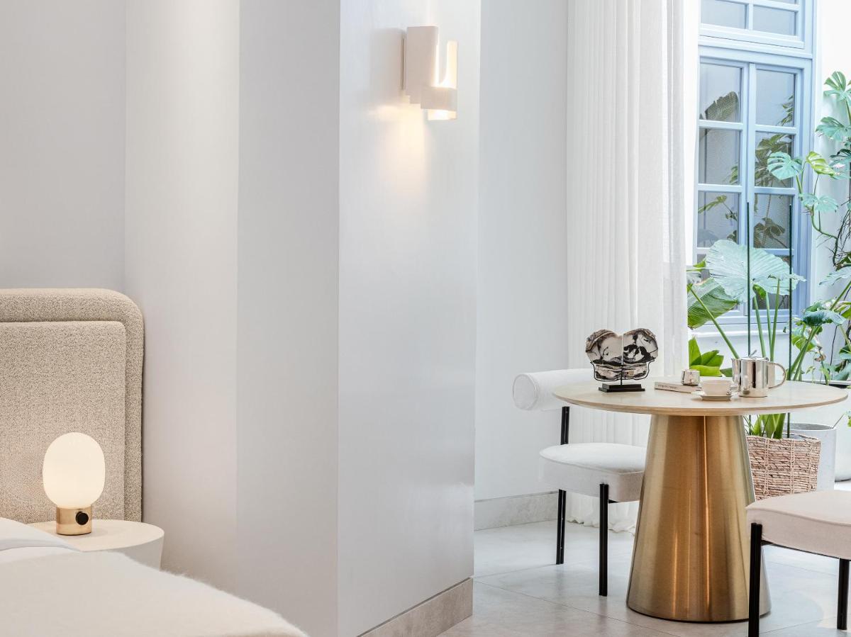 The Dolli at Acropolis, A Hotel to Live