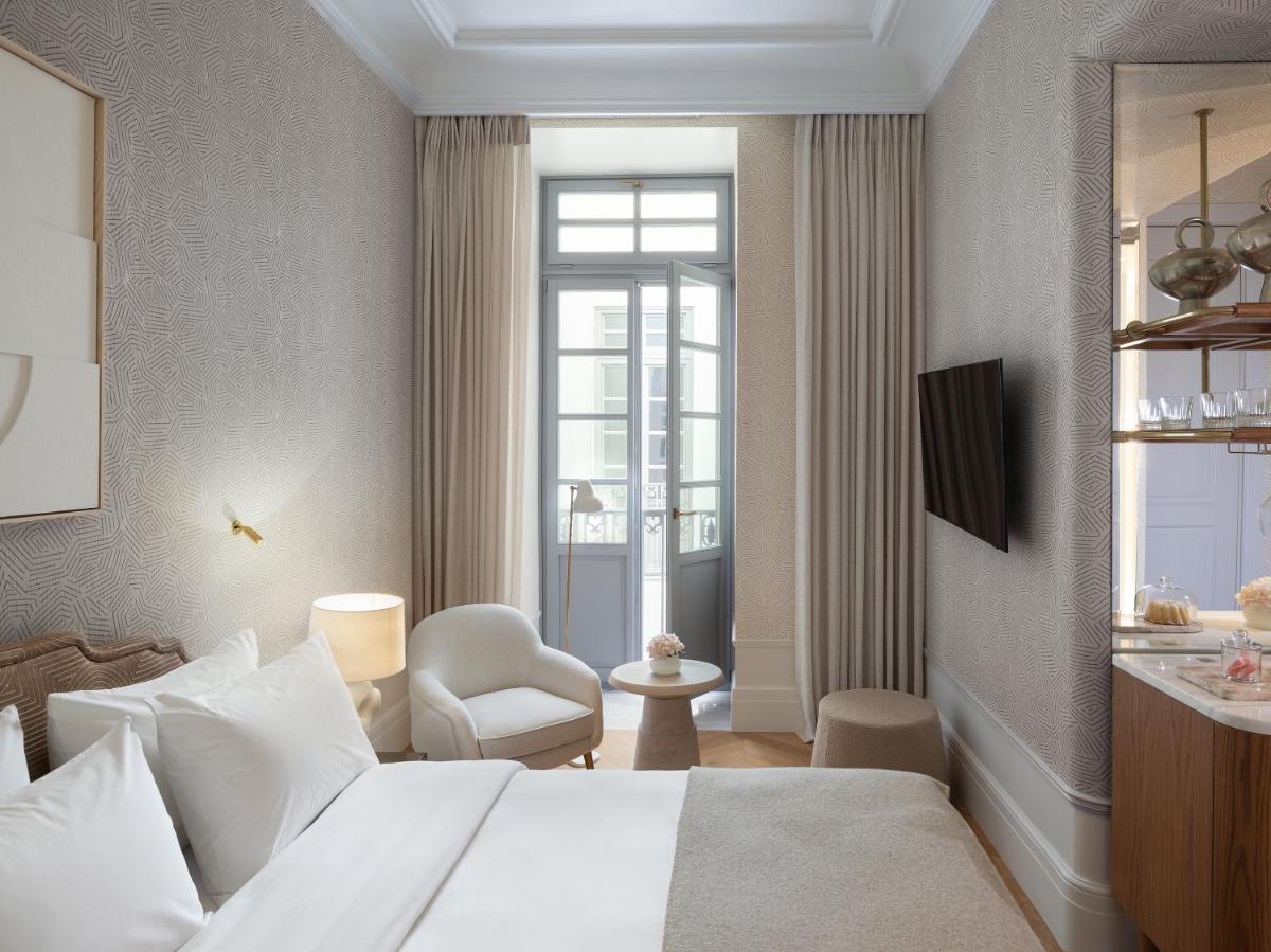 The Dolli at Acropolis, A Hotel to Live