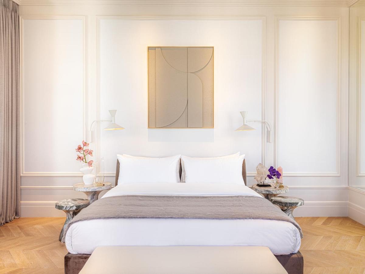 THE DOLLI at Acropolis, A Hotel to Live