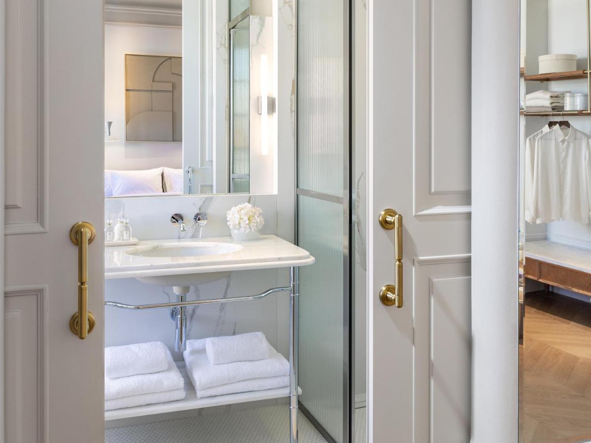 THE DOLLI at Acropolis, A Hotel to Live