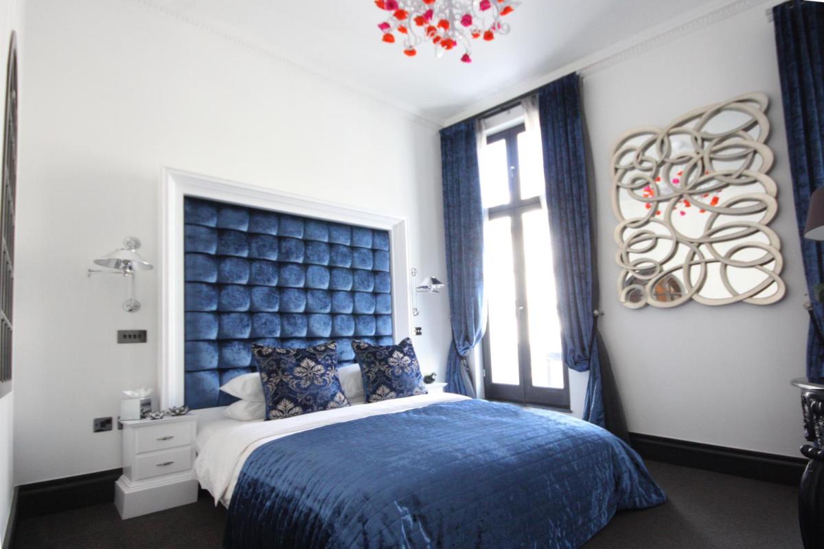 The Exhibitionist Hotel