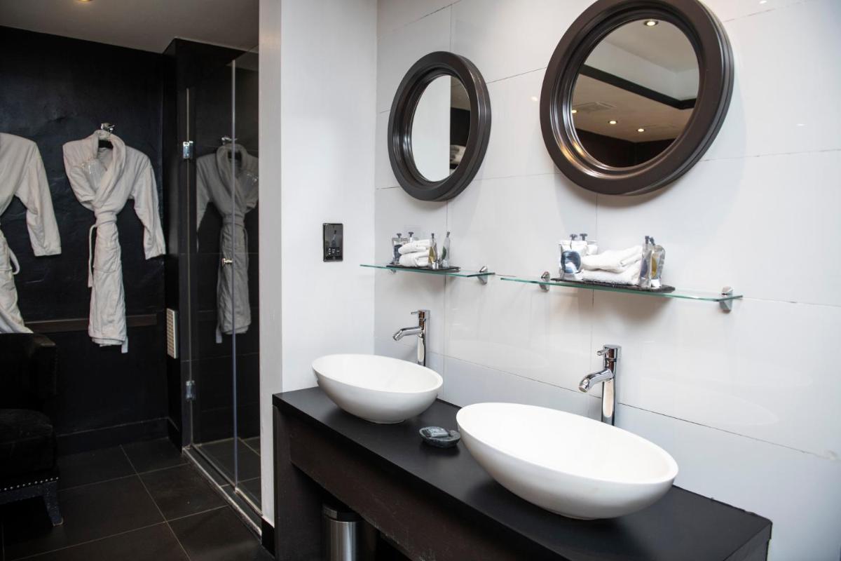 The Exhibitionist Hotel