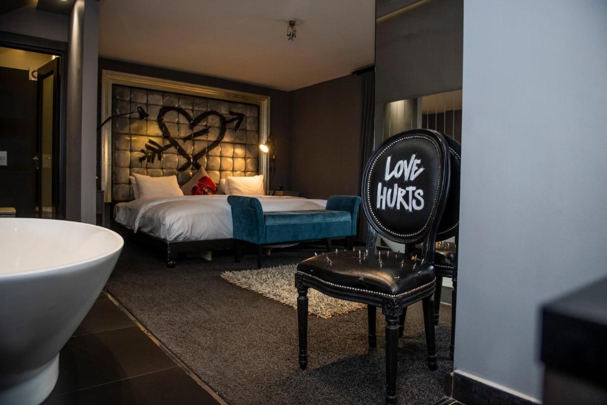 The Exhibitionist Hotel