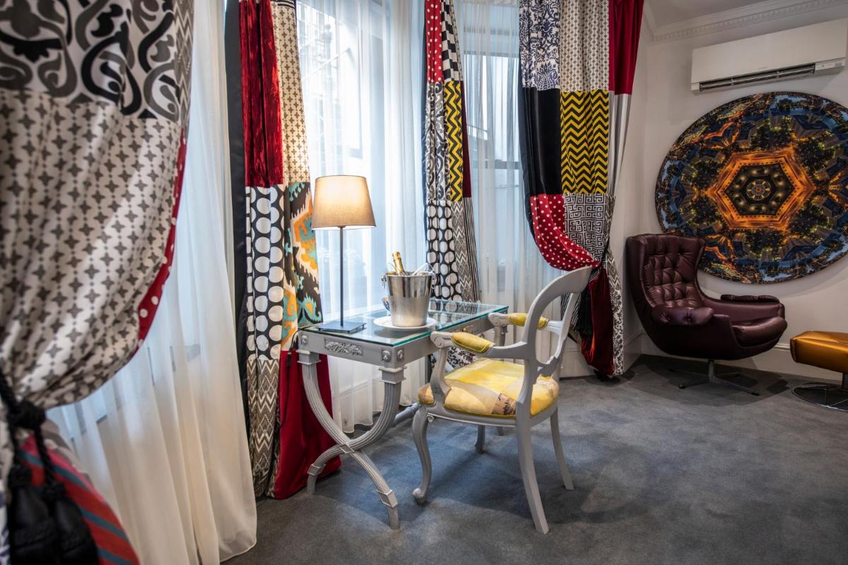 The Exhibitionist Hotel