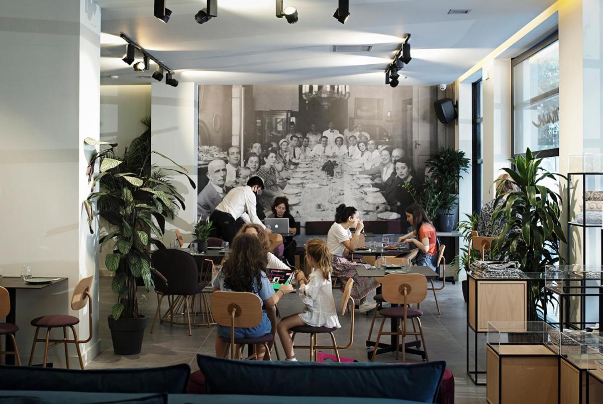 The Gem Society Hotel