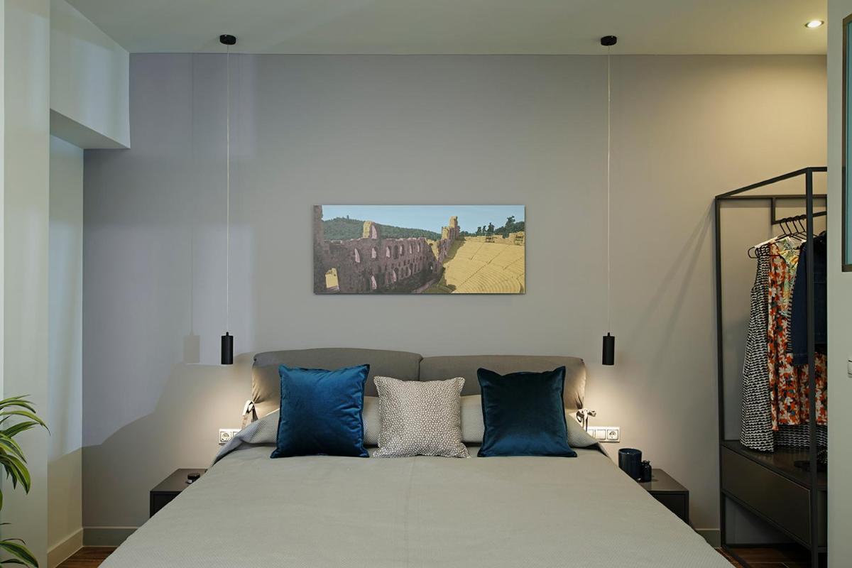 The Gem Society Hotel