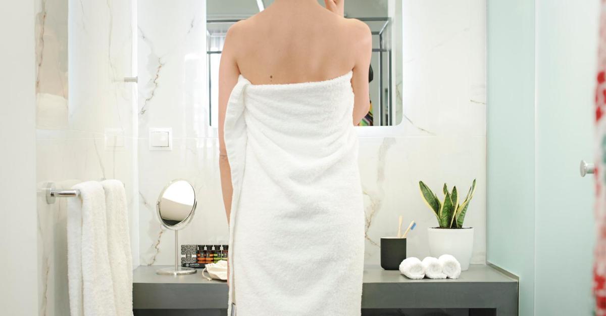 The Gem Society Hotel