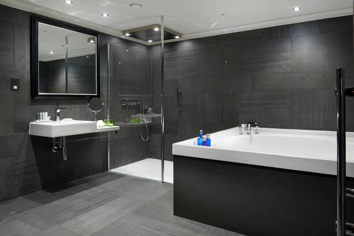 The Glasshouse, Autograph Collection