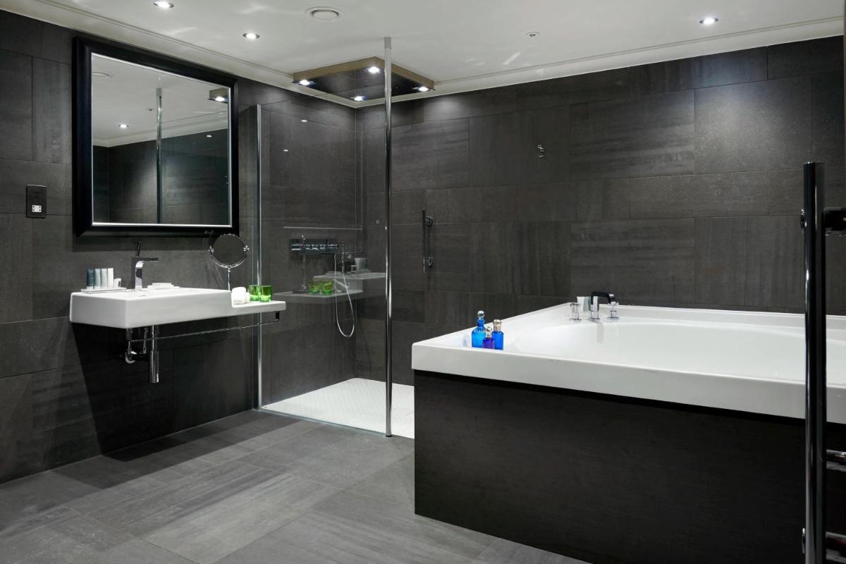 The Glasshouse, Autograph Collection