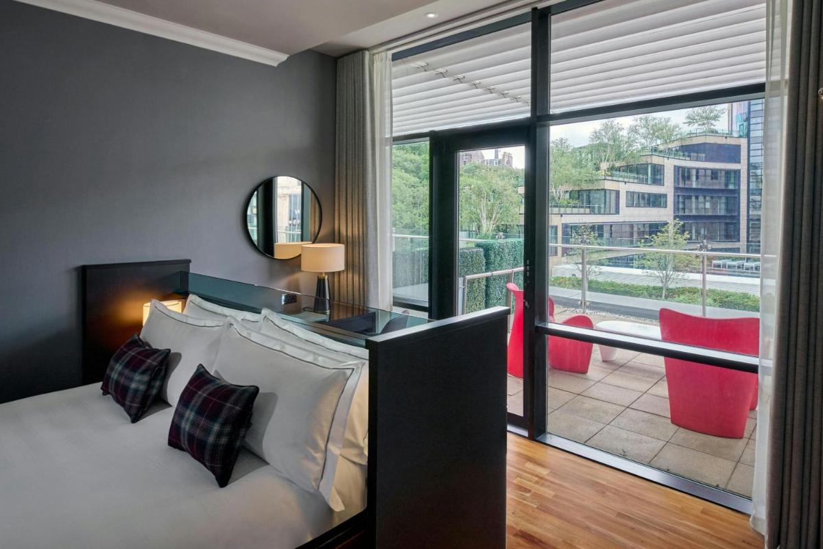 The Glasshouse, Autograph Collection