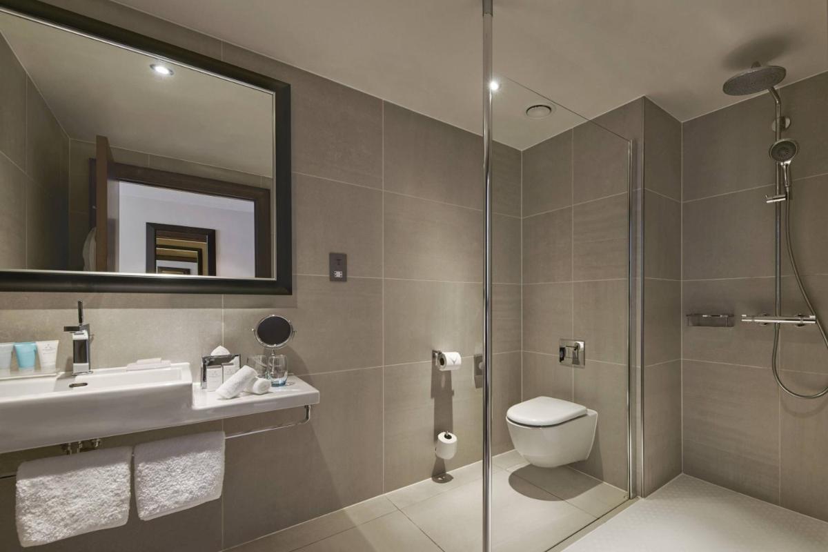 The Glasshouse, Autograph Collection