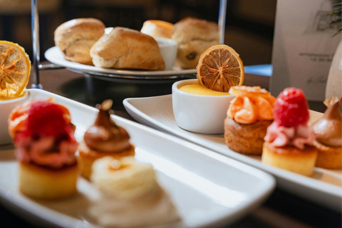 The Glasshouse, Autograph Collection