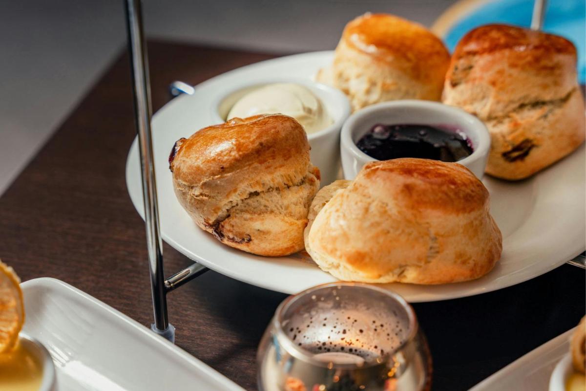 The Glasshouse, Autograph Collection