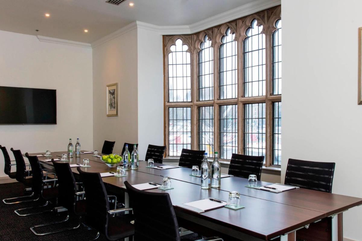 The Glasshouse, Autograph Collection