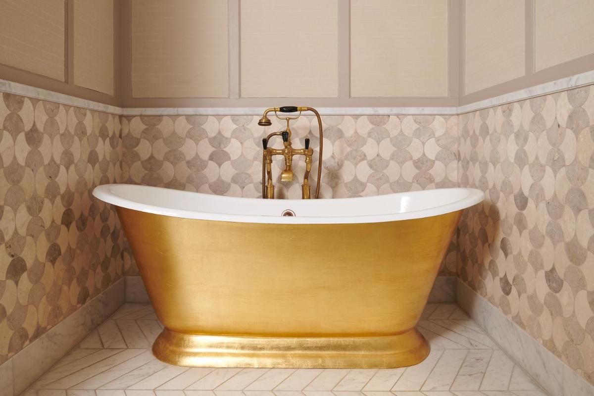 The Gleneagles Hotel