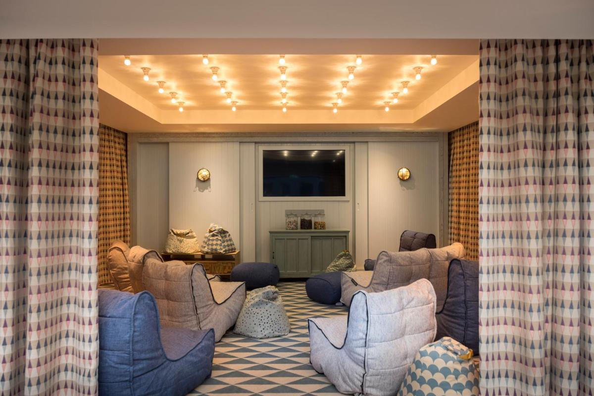 The Gleneagles Hotel