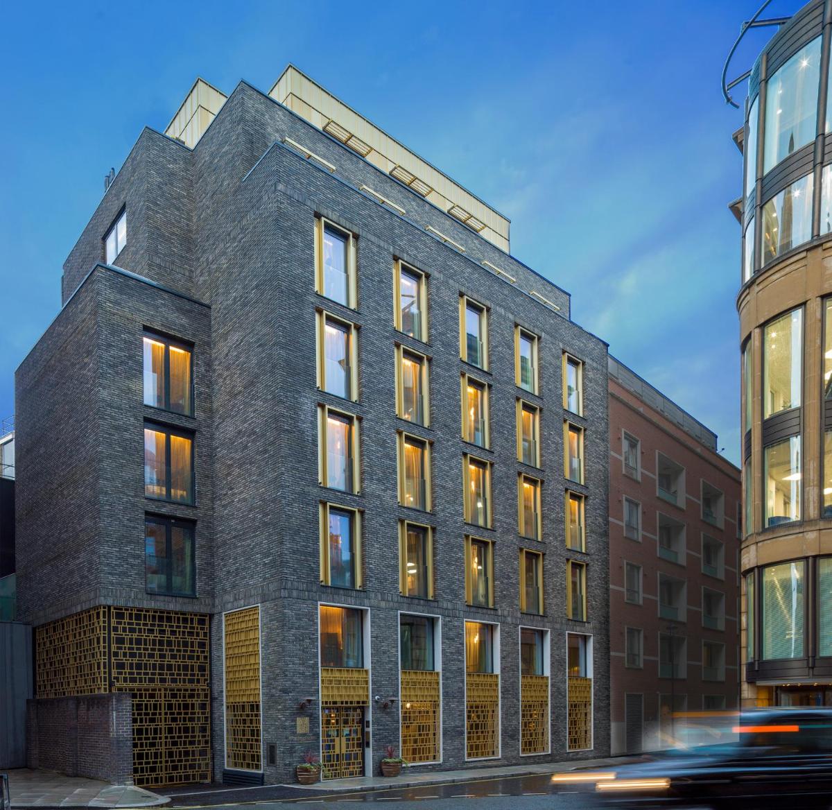 The Guardsman Hotel