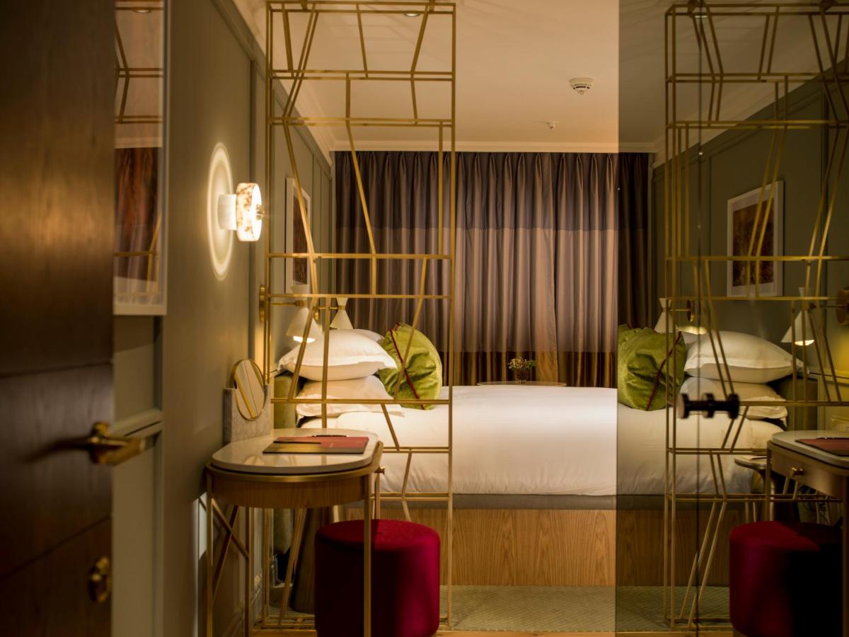 The Guardsman Hotel