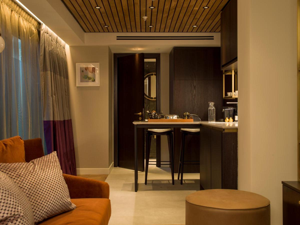 The Guardsman Hotel