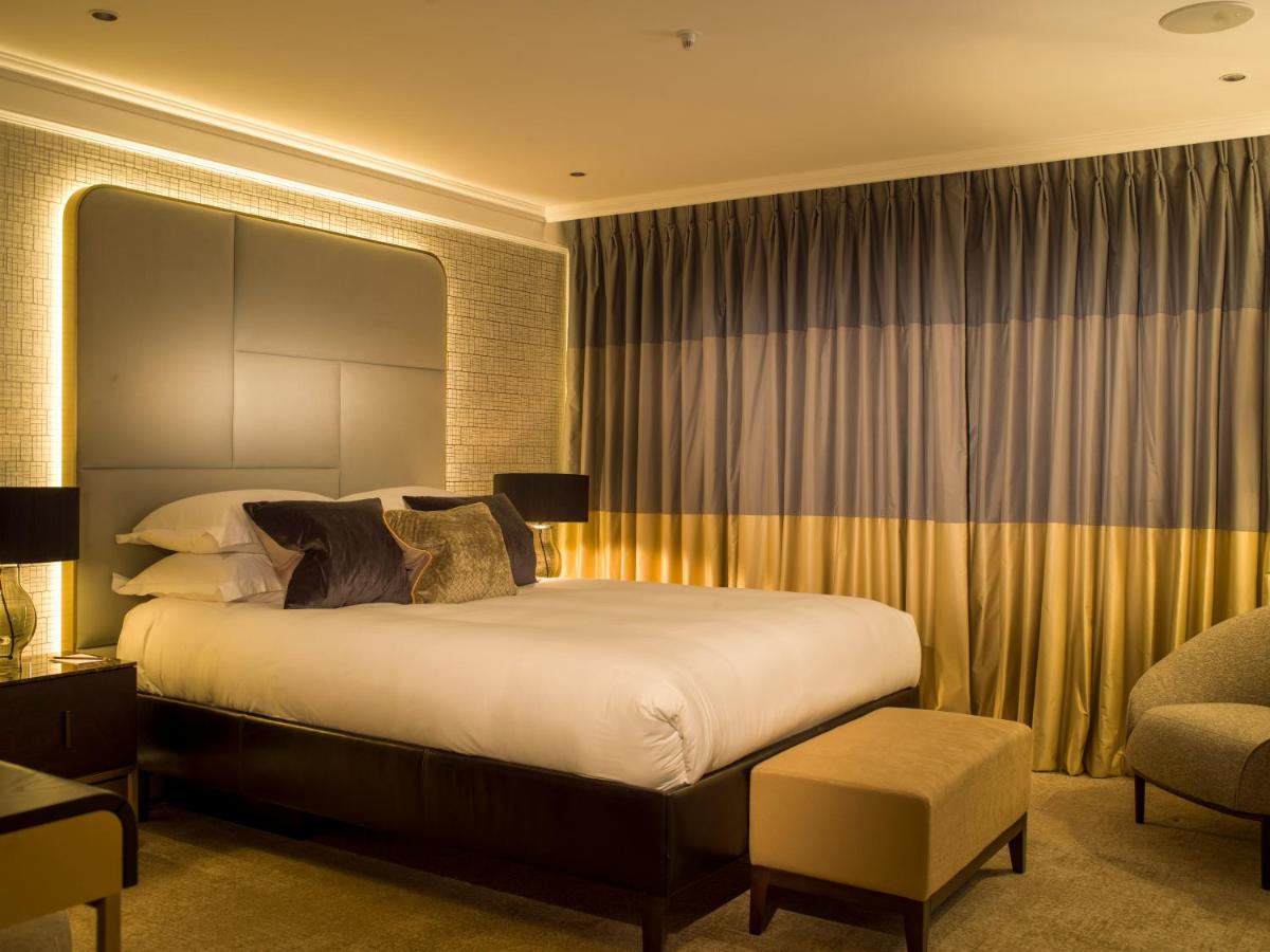 The Guardsman Hotel