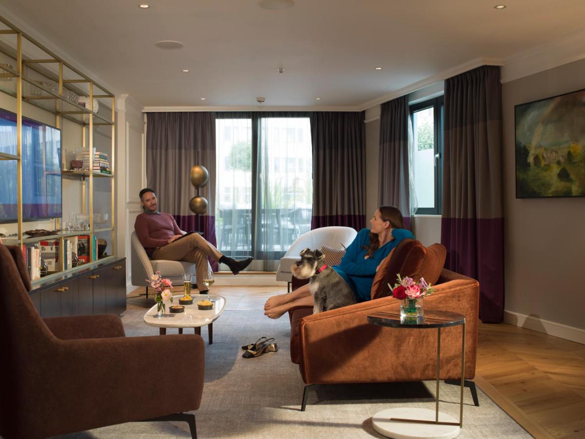 The Guardsman Hotel