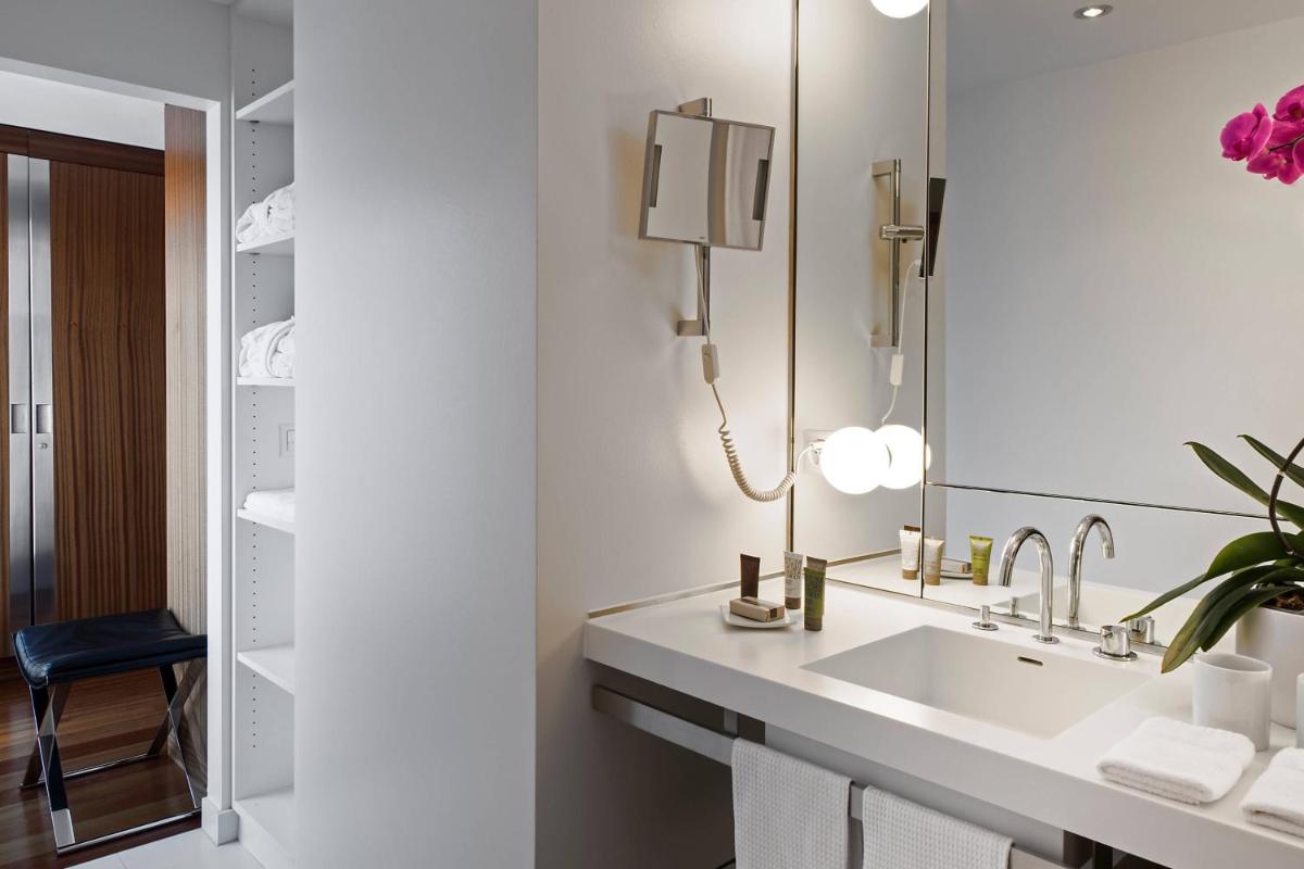 The Hotel Lucerne, Autograph Collection