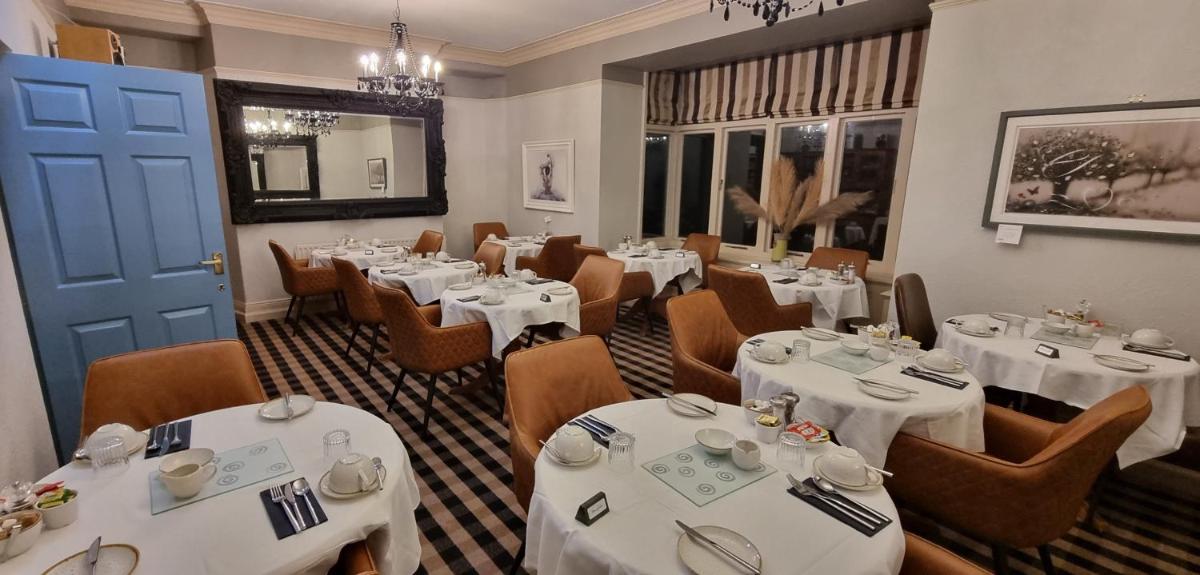 The Howbeck & The Retreat Central location, incl off-site Health Club and parking EV point available, GREAT DEALS ON