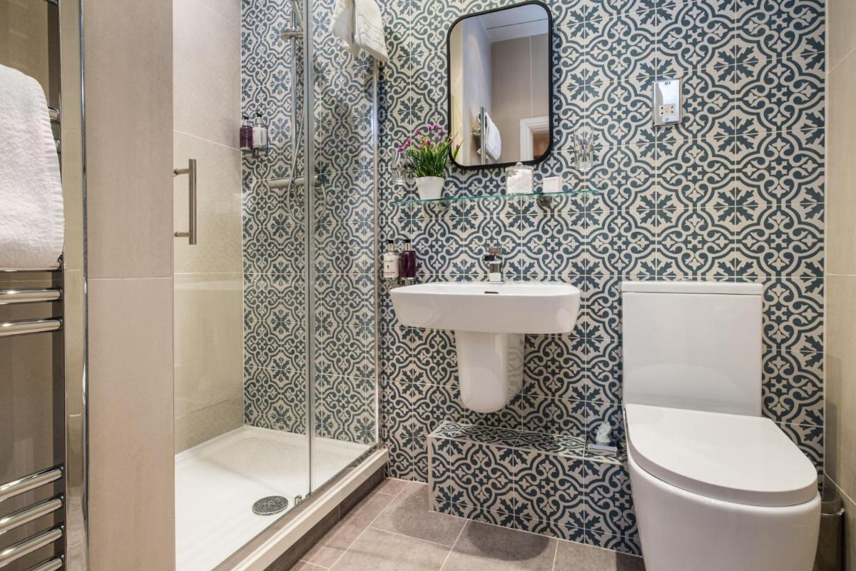 The Howbeck & The Retreat Central location, incl off-site Health Club and parking EV point available, GREAT DEALS ON