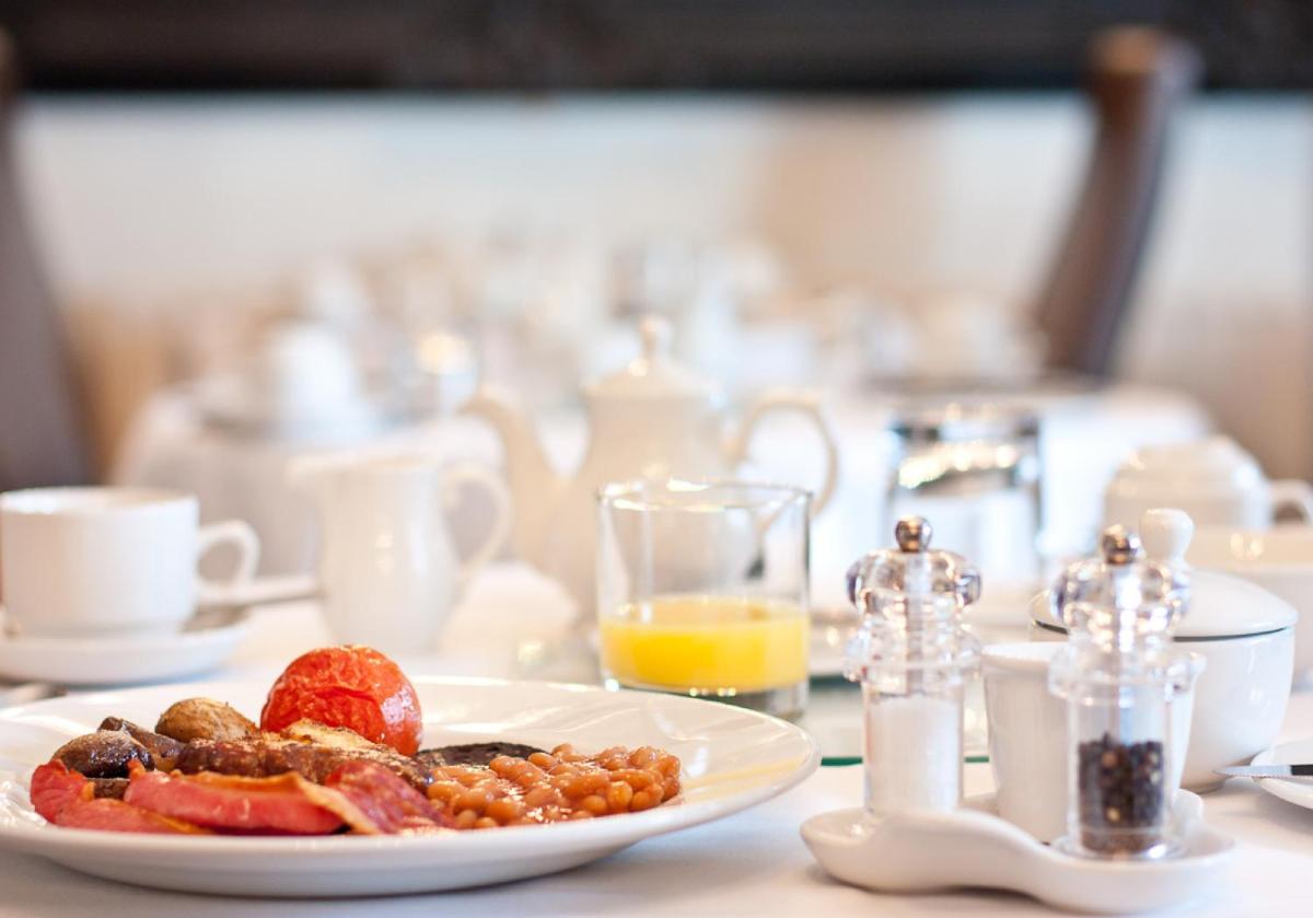 The Howbeck & The Retreat Central location, incl off-site Health Club and parking EV point available, GREAT DEALS ON