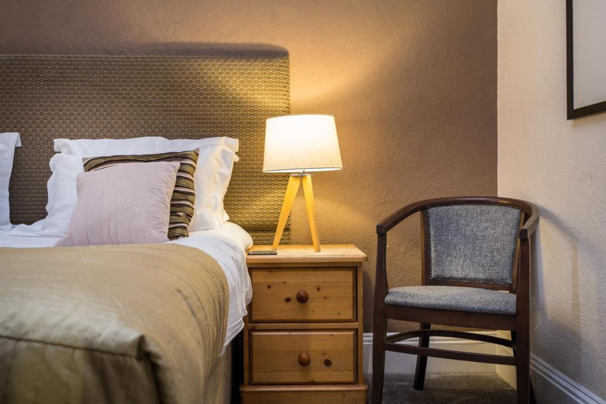 The Howbeck & The Retreat Central location, incl off-site Health Club and parking EV point available, GREAT DEALS ON