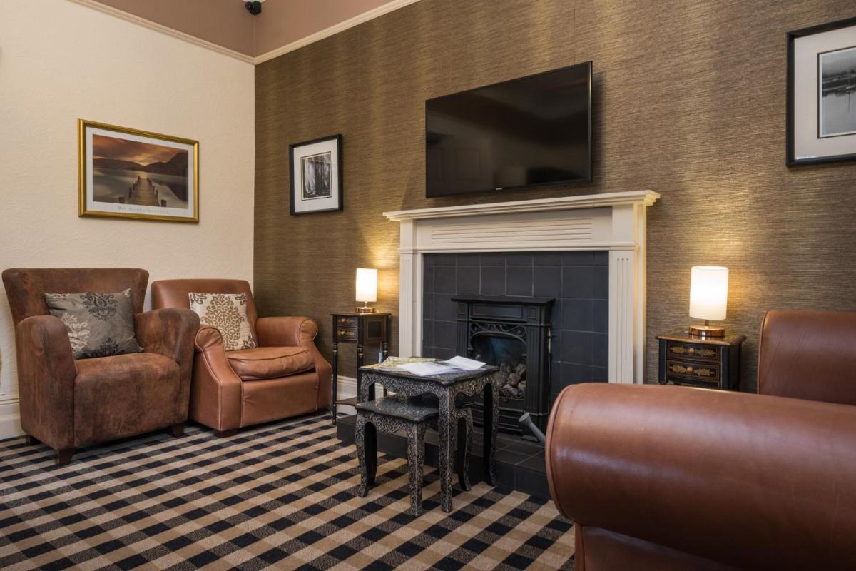 The Howbeck & The Retreat 5min to Lake, Restaurants & to the free SPA