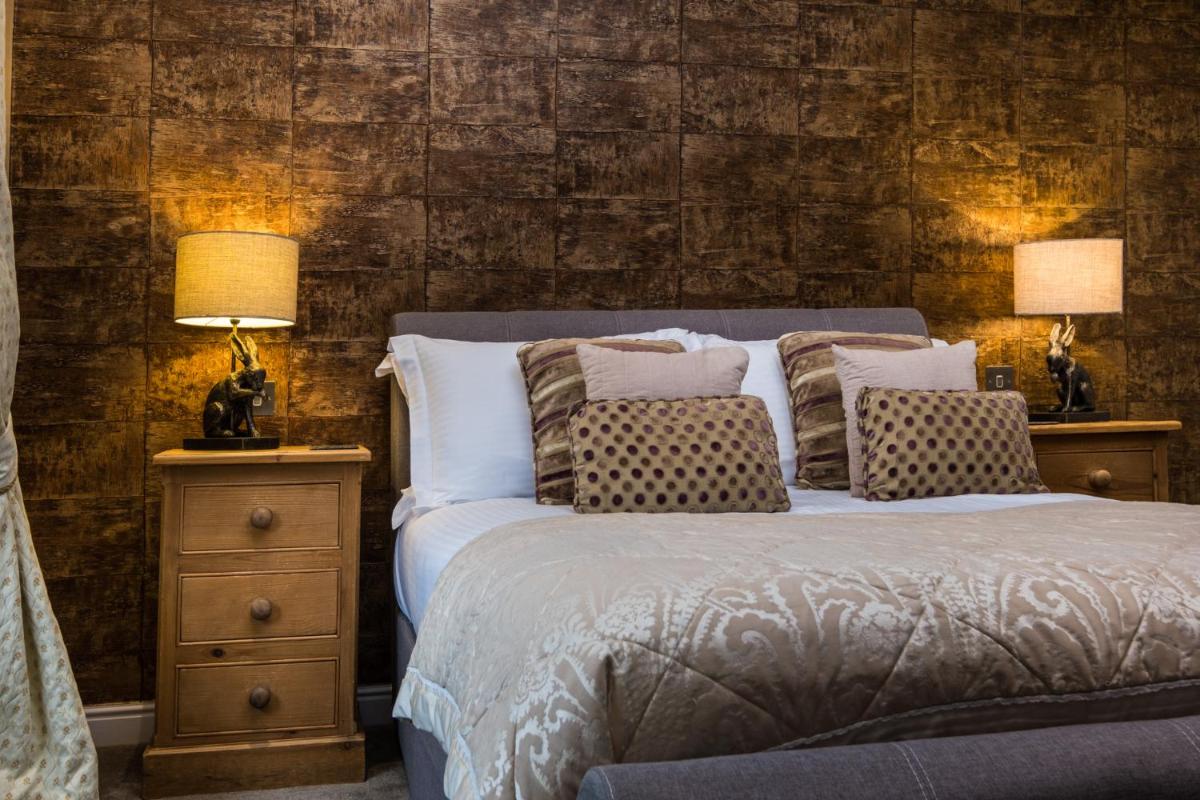 The Howbeck & The Retreat 5min to Lake, Restaurants & to the free Hydro Wellness Club