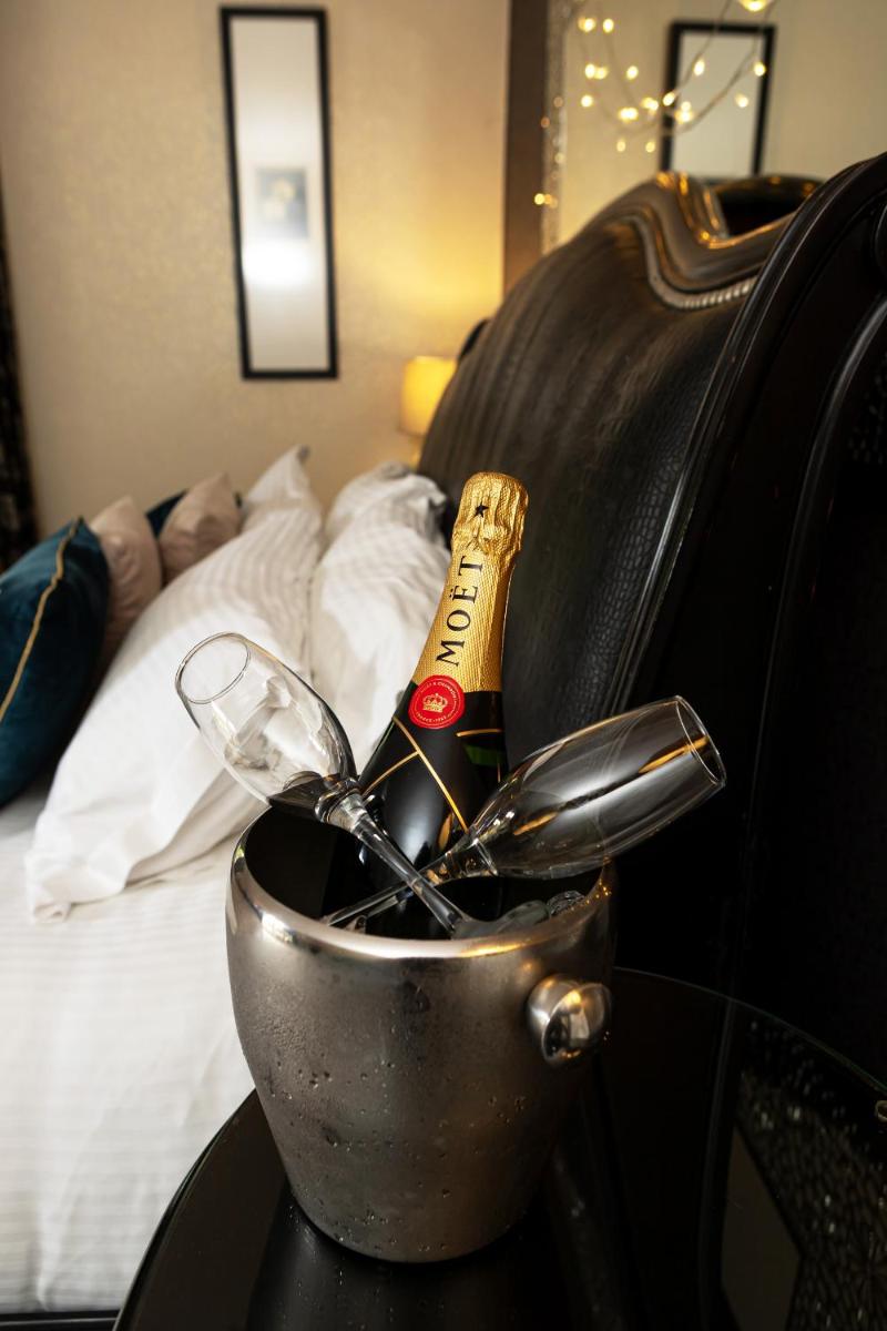 The Howbeck & The Retreat 5min to Lake, Restaurants & to the free Hydro Wellness Club