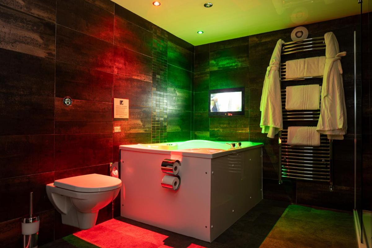 The Howbeck & The Retreat 5min to Lake, Restaurants & to the free Hydro Wellness Club