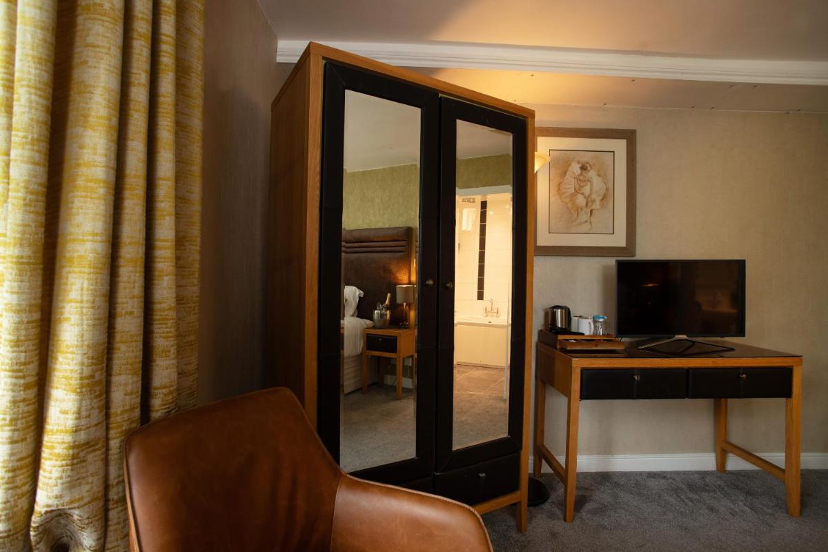 The Howbeck & The Retreat 5min to Lake, Restaurants & to the free Hydro Wellness Club