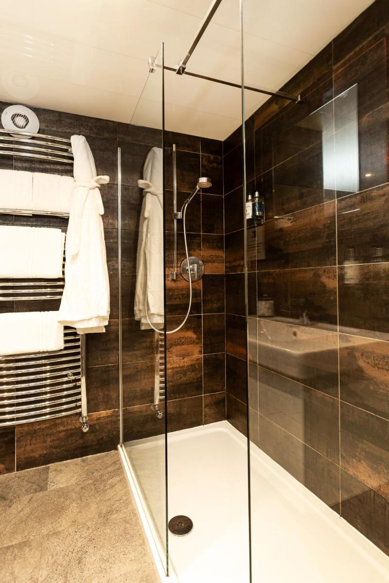 The Howbeck & The Retreat 5min to Lake, Restaurants & to the free Hydro Wellness Club