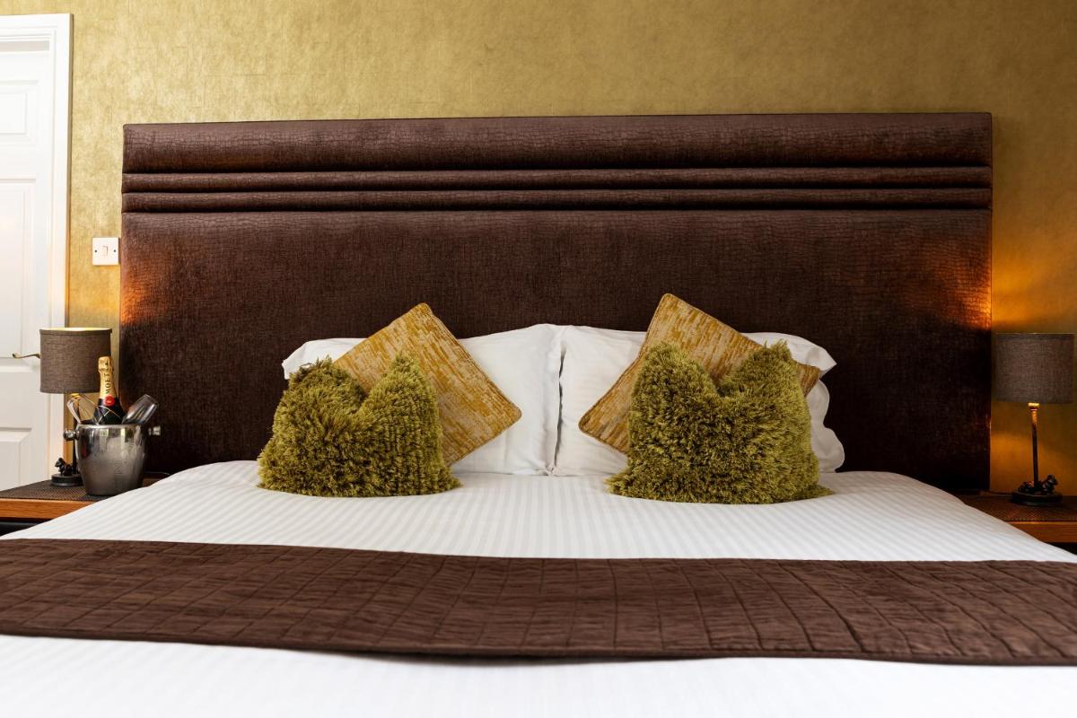 The Howbeck & The Retreat 5min to Lake, Restaurants & to the free Hydro Wellness Club