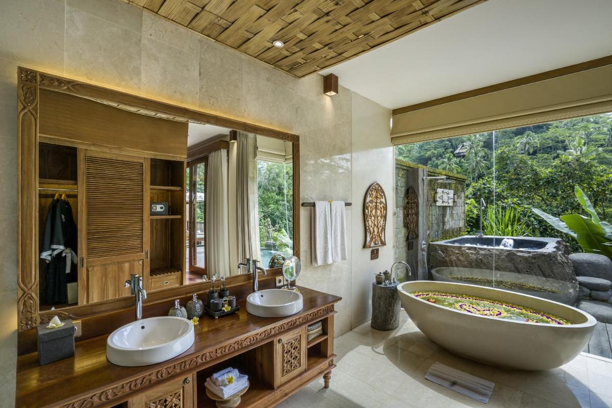 The Kayon Jungle Resort