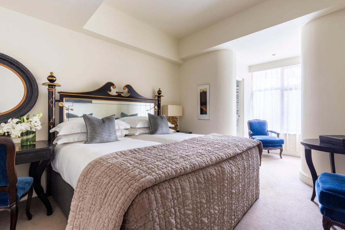 The Kensington Hotel