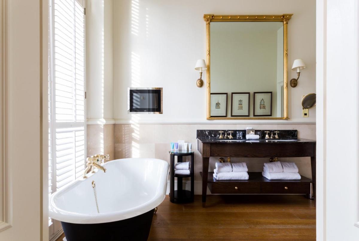 The Kensington Hotel