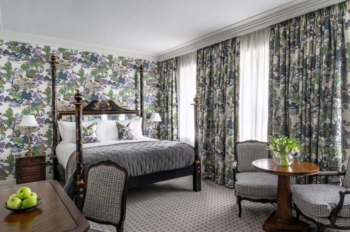 The Kensington Hotel
