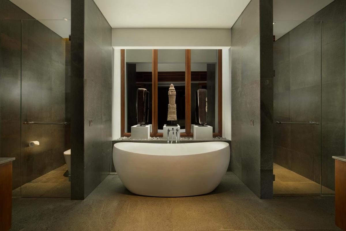 The Legian Seminyak, Bali