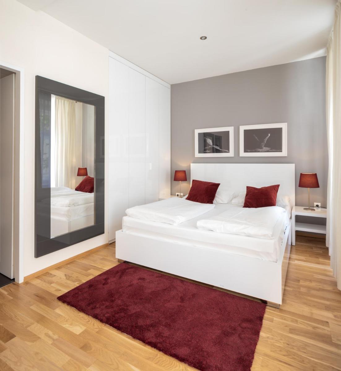 The Levante Rathaus Apartments