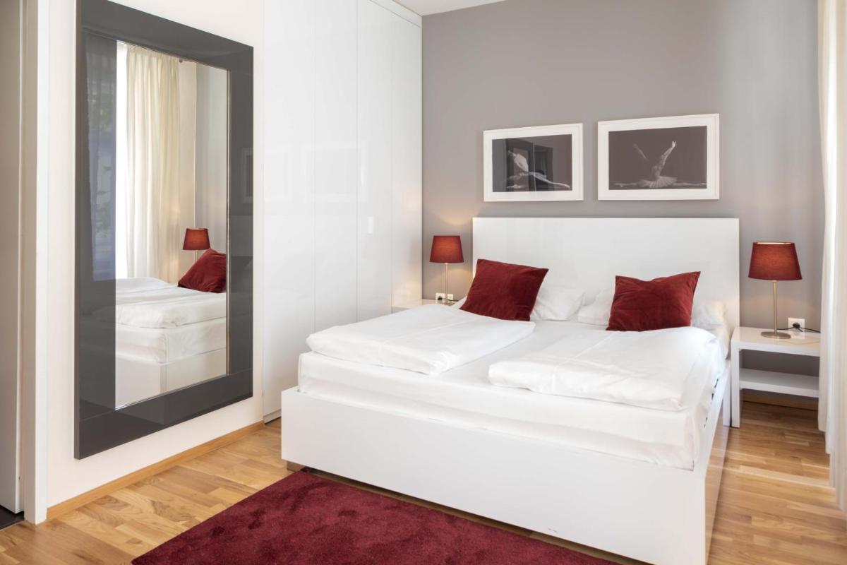 The Levante Rathaus Apartments