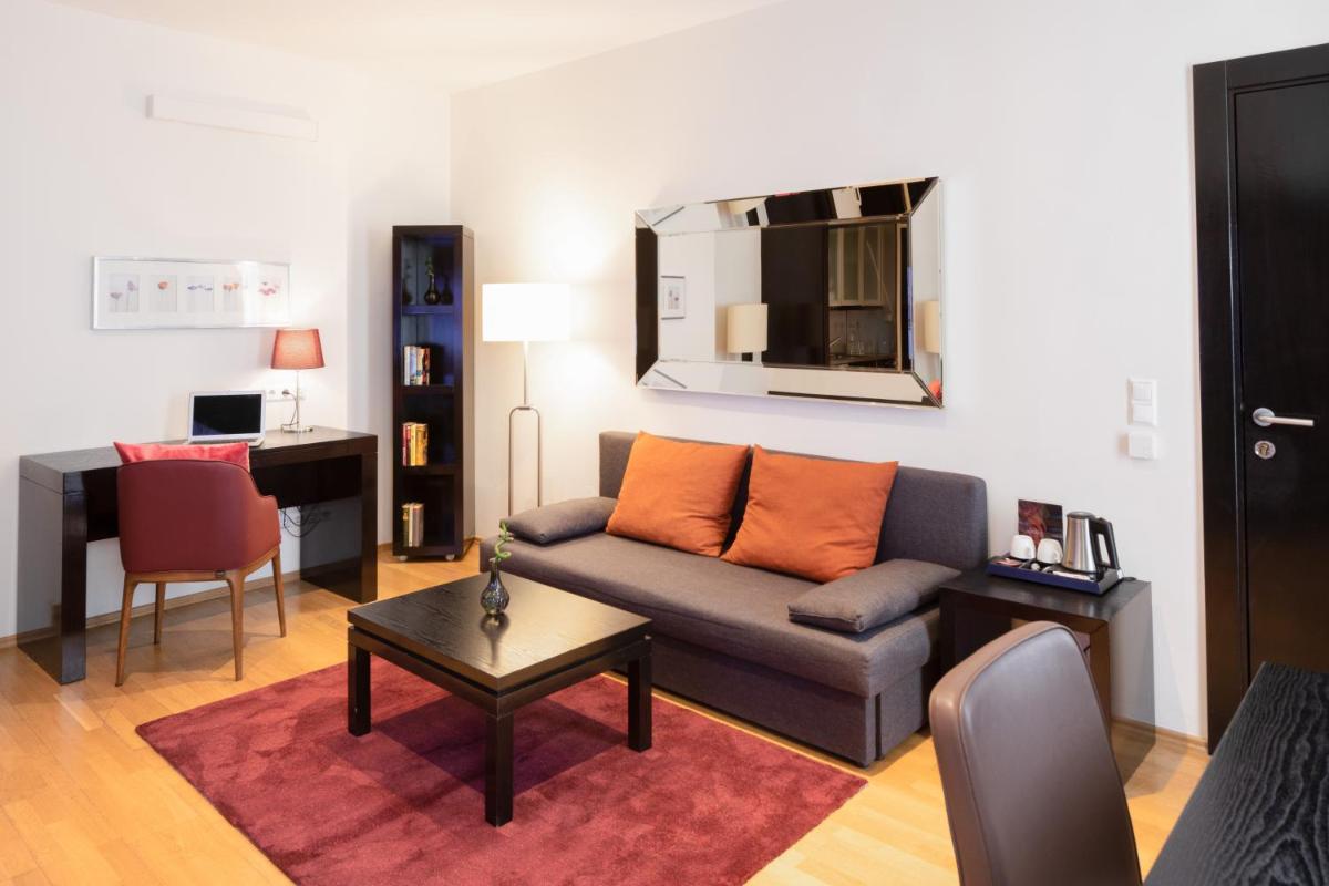 The Levante Rathaus Apartments