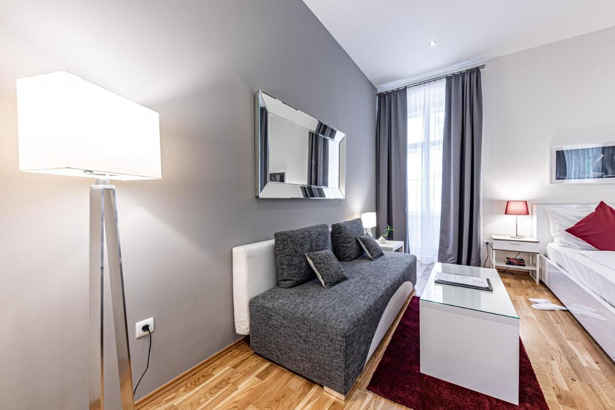 The Levante Rathaus Apartments