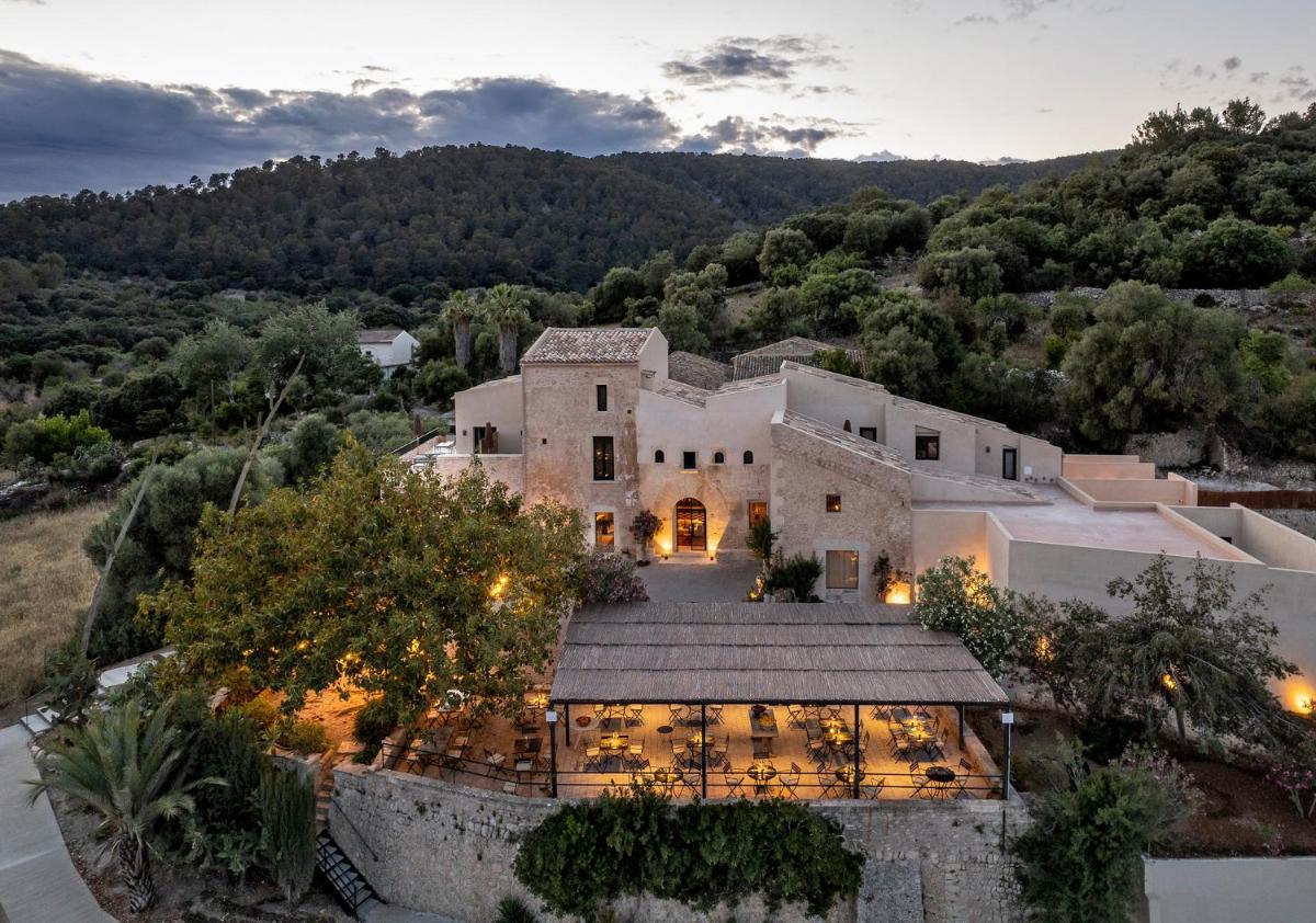 The Lodge Mallorca, Small Luxury Hotels