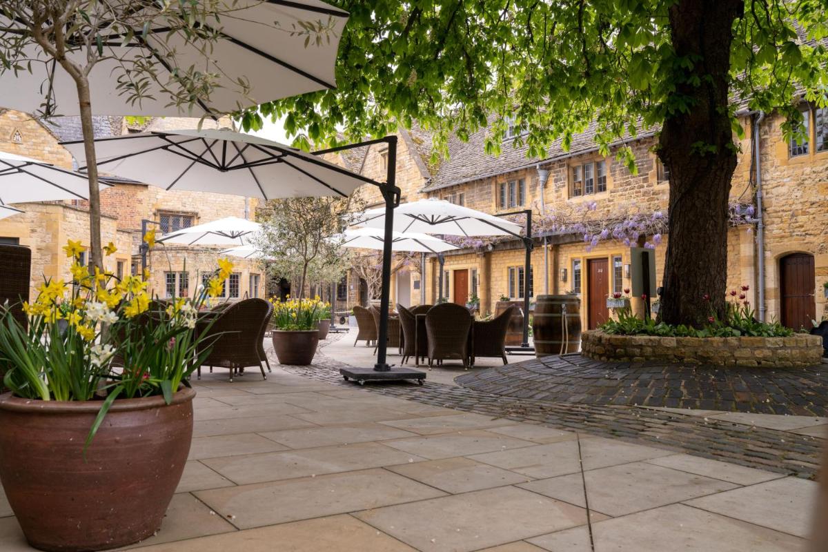 The Lygon Arms - an Iconic Luxury Hotel