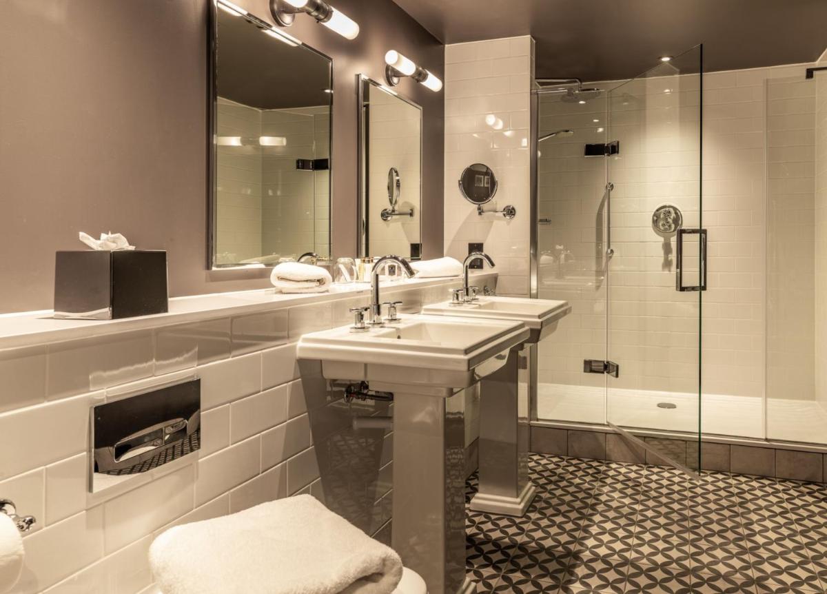 The Lygon Arms - an Iconic Luxury Hotel